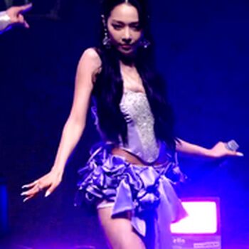 WomenK-pop