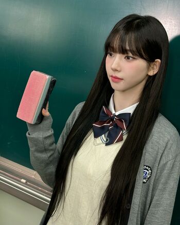 WomenK-pop