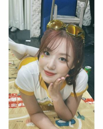 WomenK-pop