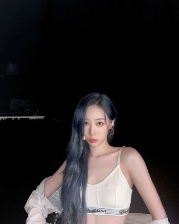 WomenK-pop