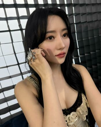 WomenK-pop