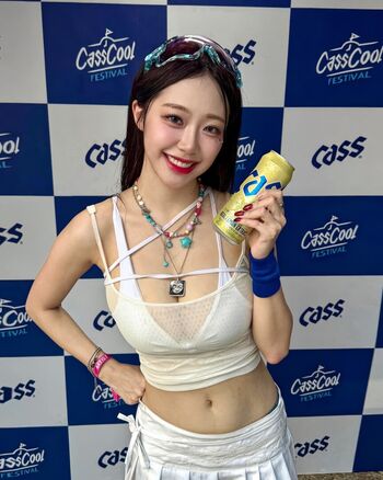WomenK-pop