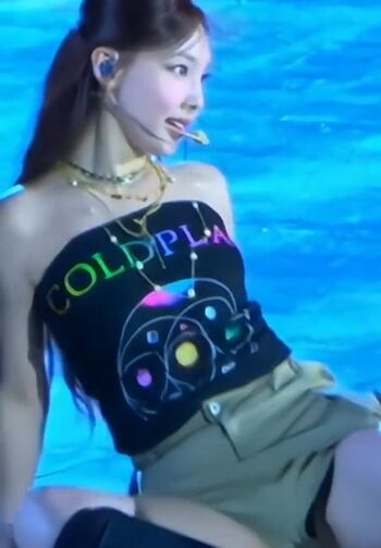 WomenK-pop