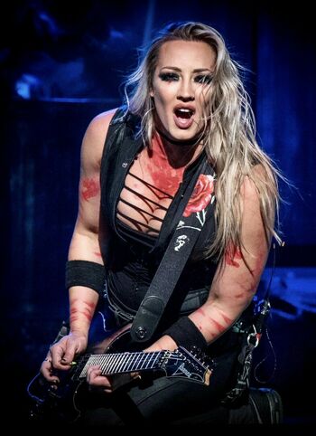 WomenMetal