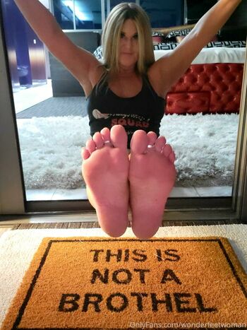wonderfeetwoman