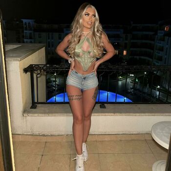 Xavia Brooke