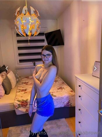 xisabellaabrown