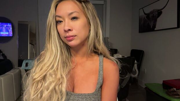 xoxo_bambifit