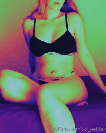 xx_peitho