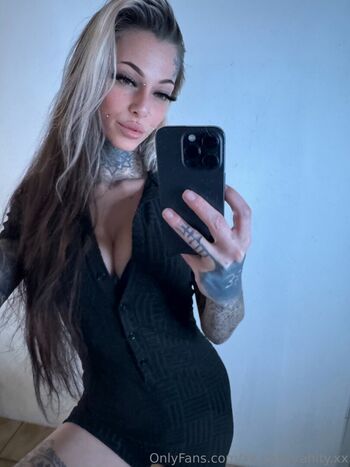 xx.vanyvanity.xx