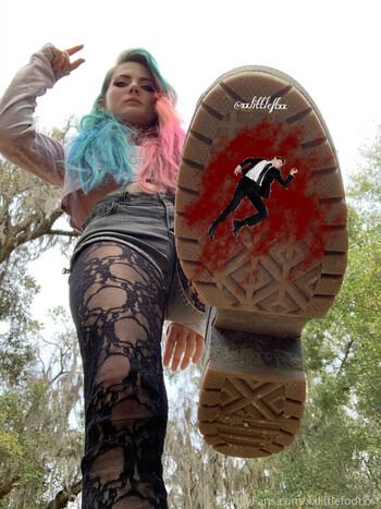 xxlittlefootxx1