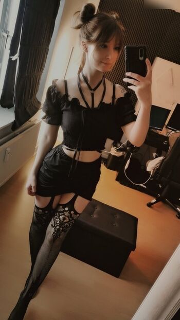 Yakisa.insta