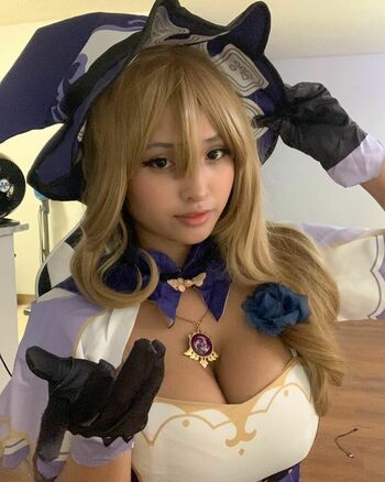 Yana Cosplay