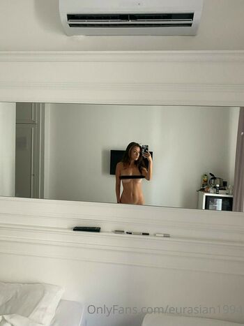 Yana Demeester