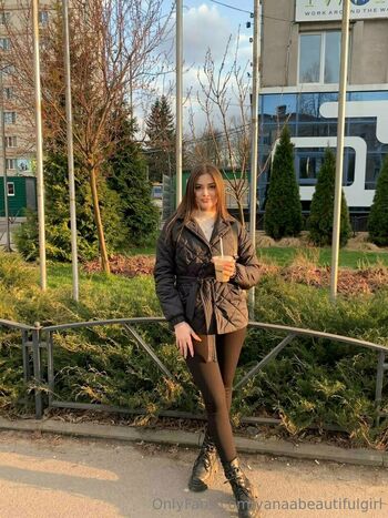 yanaabeautifulgirl