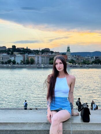 yanajane
