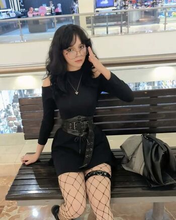 yarelimichelle__