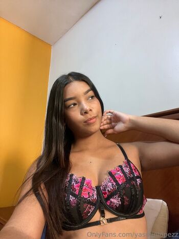 yasminlopezz