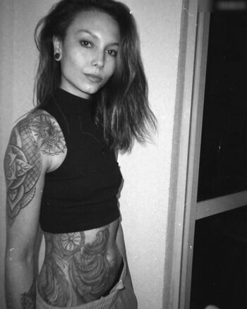 yaz rose