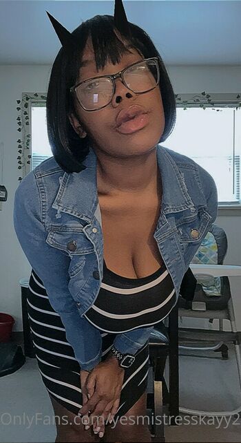 yesmistresskayy2