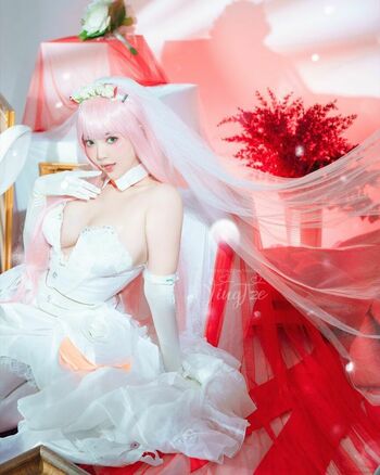 Ying Tze