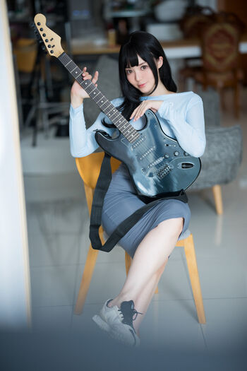 Ying Tze