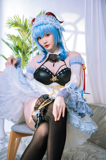 Ying Tze