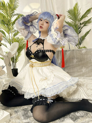 Ying Tze