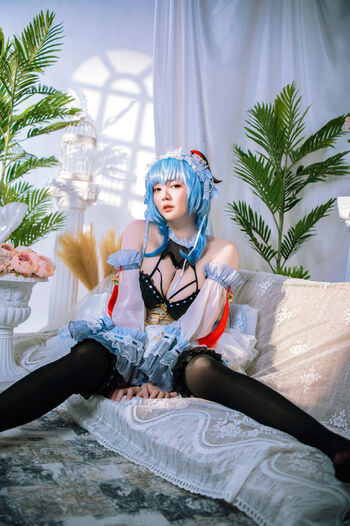 Ying Tze