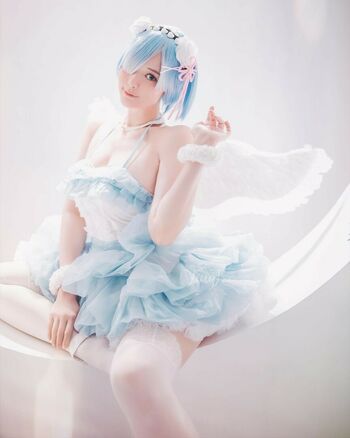 Ying Tze