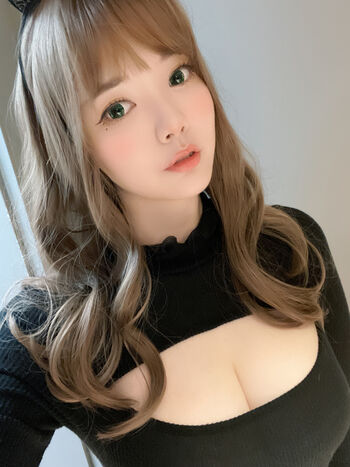 Ying Tze