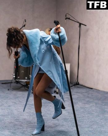 Ylona Garcia