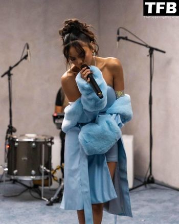Ylona Garcia