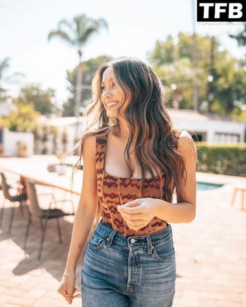 Ylona Garcia