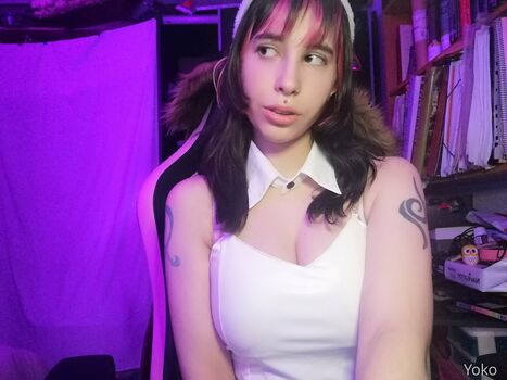 yoko_foxy