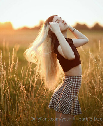 your_lil_barbie_free