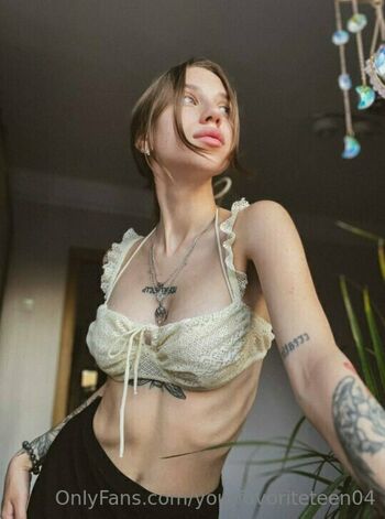 yourfavoriteteen04