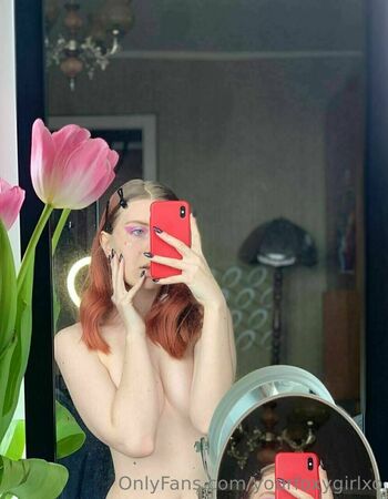 yourfoxygirlxo