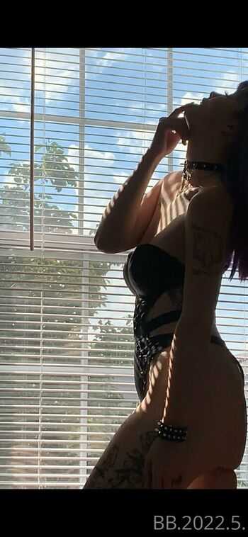 yourhotm.f