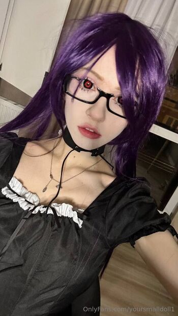 yoursmalldoll1