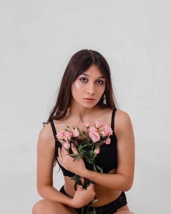 Yulia Sweet Girl