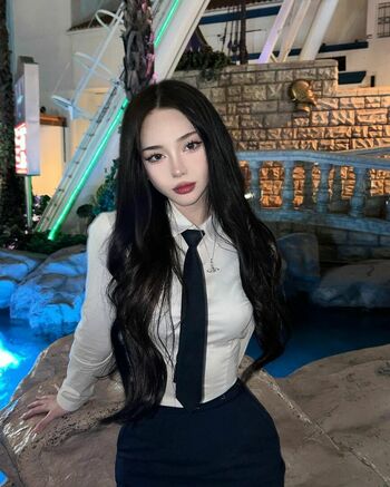 Yuna1_27