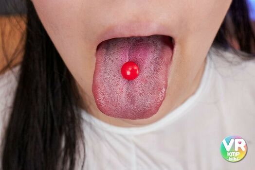 Yuria Yoshine