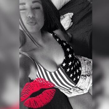Yvette Monreal
