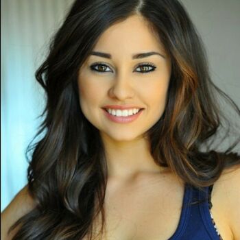 Yvette Monreal