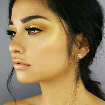 Yvette Monreal