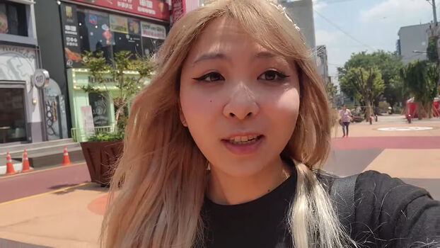 Yvonnie