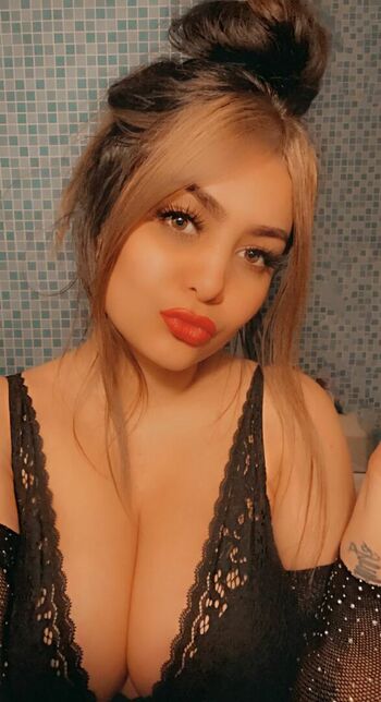 zaazaarina