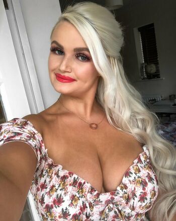 Zandra May