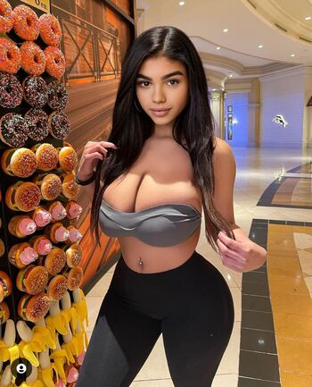 Zarah Heavens